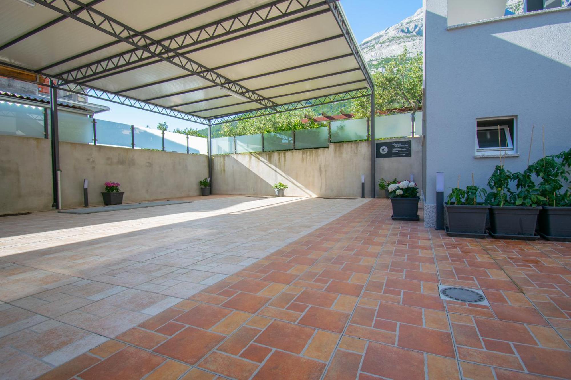 Apartments Hudovernik Baška Voda Екстериор снимка
