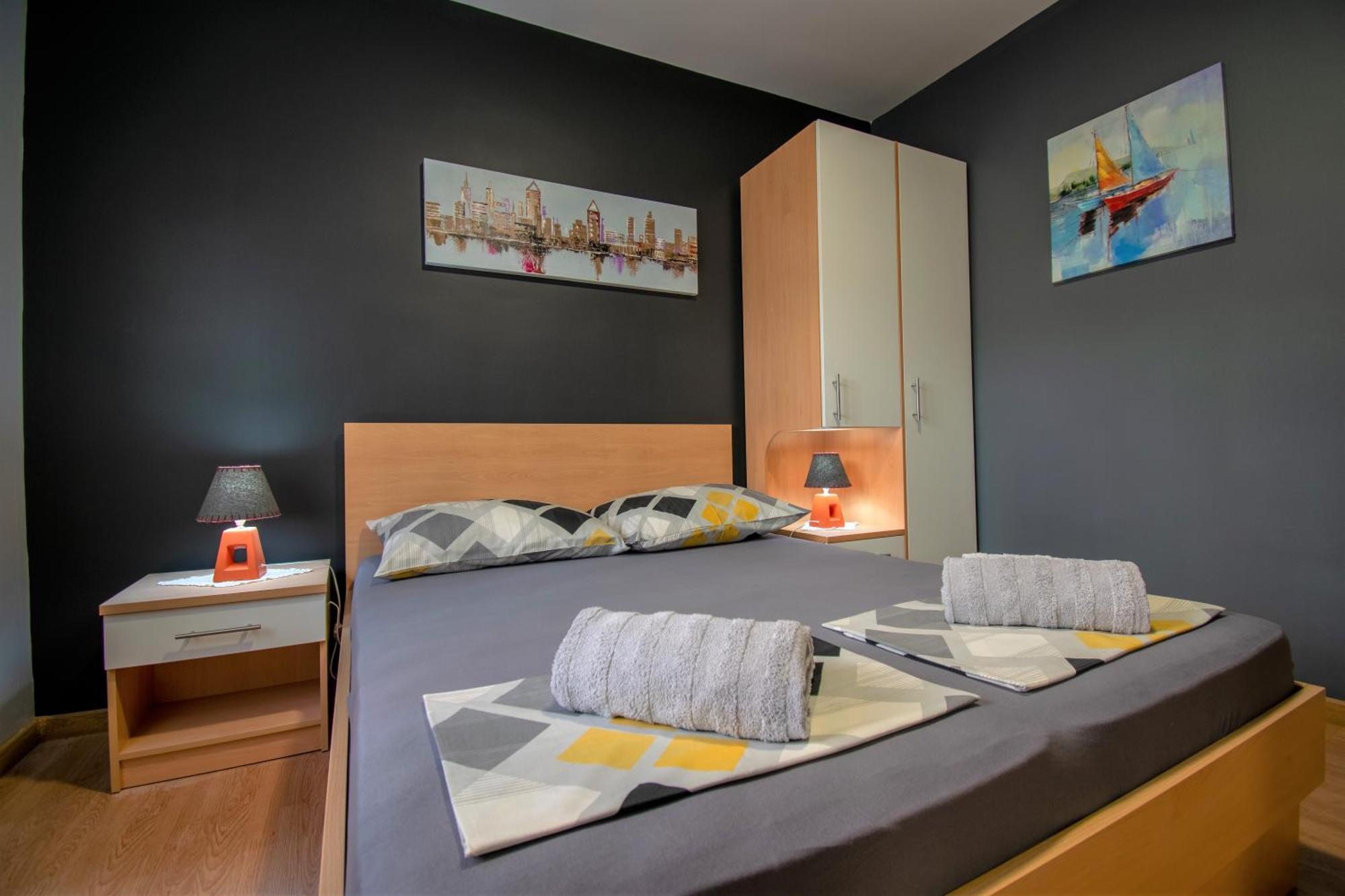 Apartments Hudovernik Baška Voda Екстериор снимка